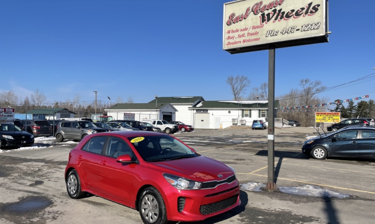 2018 Kia Rio, 102,000 km's, 4 cyl, automatic, air, cruise, Bluetooth, USB, AUX port, power windows and locks, key-less entry, heated steering wheel and heated seats, inspected until November 2022 and more. $16,900.00 with financing available upon approved credit. Contact Greg at East Coast Wheels 1(506) 447-1212.