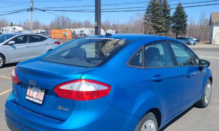 2014 Ford Fiesta SE, 101,550 km's, 4 cyl, automatic, air, cruise, power windows and locks, key-less entry, heated seats, factory remote start, USB, Bluetooth, AUX port, new 2 year M.V.I and more. $9,995.00 Contact Greg at East Coast Wheels 1(506) 447-1212.