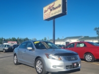 2009 Honda Accord EX-L, 226,000 lm's, V6, automatic, air, cruise, CD player, sunroof, alloy wheels, power windows and locks, sunroof, heated leather seats, key-less entry, inspected until September 2024 and more. $8,995.00 Contact Greg at East Coast Wheels 1(506) 447-1212 or Robert at (506) 476-5779.
