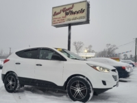 2015 Hyundai Tucson, 183,000 km's, 4 cyl, AWD, automatic, air, cruise, CD player, Bluetooth, USB, AUX port, power windows and locks, key-less entry, heated front seats, alloy wheels, inspected until February 2025 and more. $11,995.00 Contact Greg at East Coast Wheels 1(506) 447-1212 or Robert anytime at (506) 476-5779.